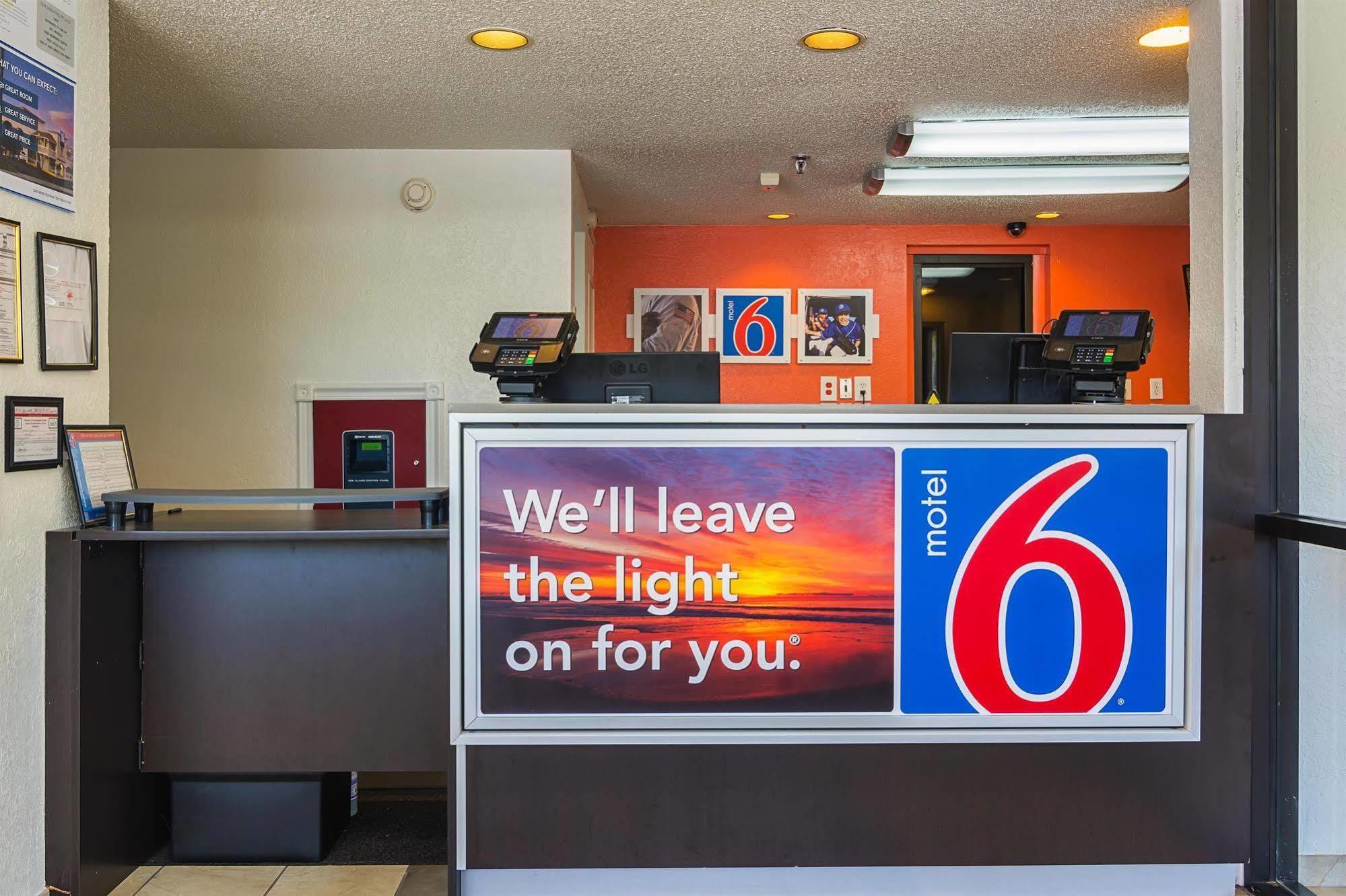 Motel 6-Tucker, Ga - Atlanta Northeast Eksteriør bilde